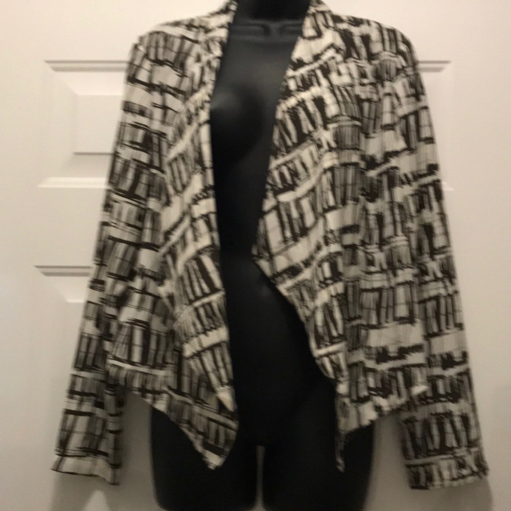 Lightweight soft jacket